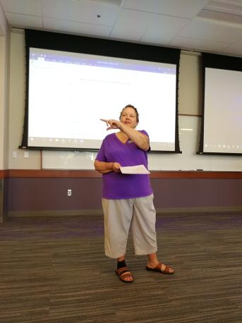 经理助理Lynn Waugh 详细介绍beat365MBA师生访学日程安排